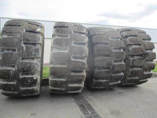 Pneu Génie Civil - 45/65 R45