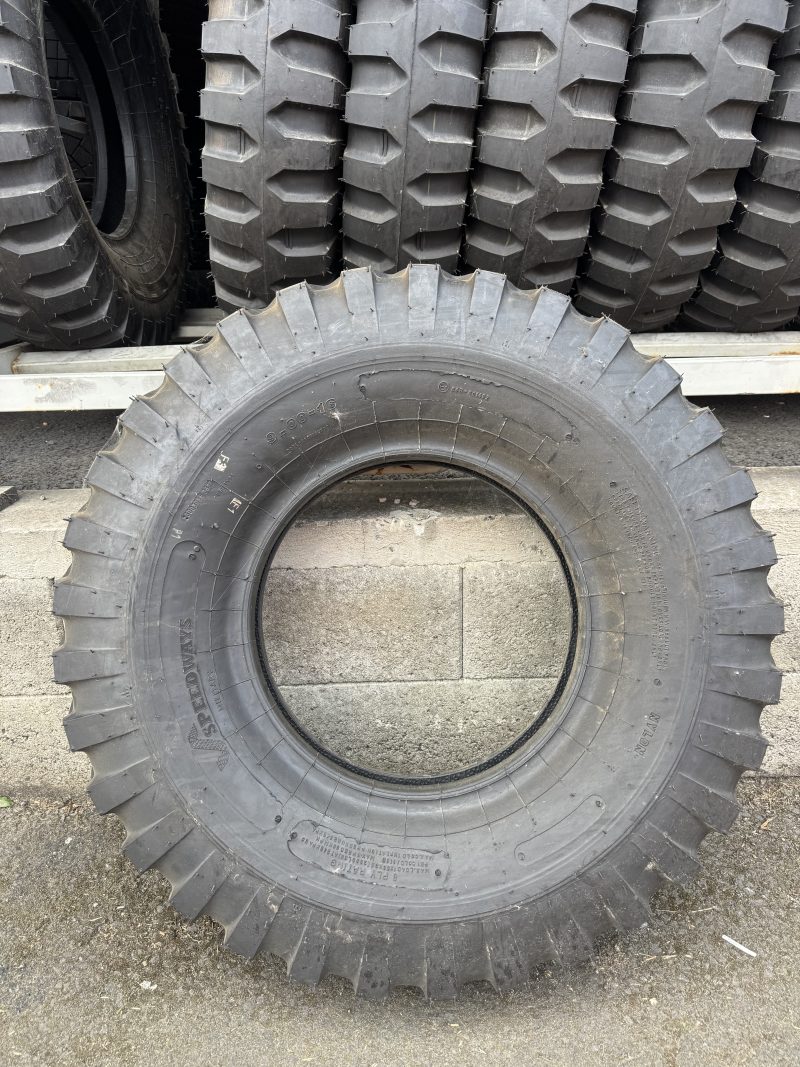Pneu Militaire - 9.00-16