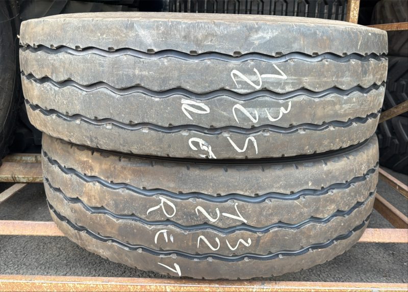 Pneu Poids Lourd - 13 R22.5