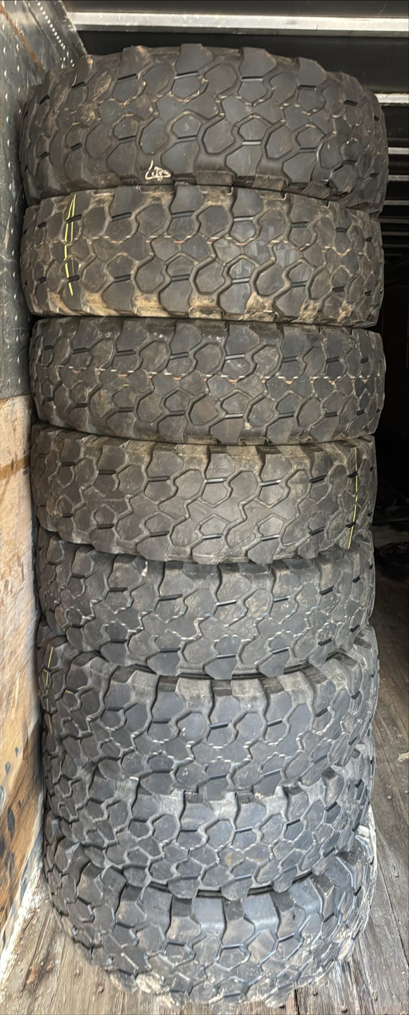 Pneu Poids Lourd - 27580 R20